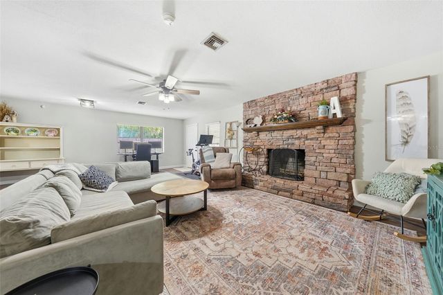 923 PARK DRIVE, Tavares, FL 32778