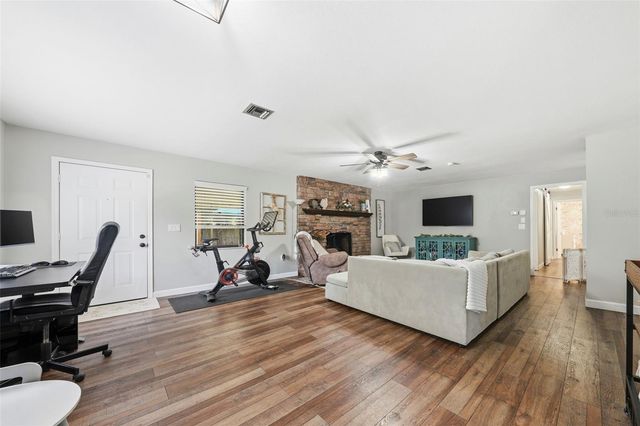 923 PARK DRIVE, Tavares, FL 32778