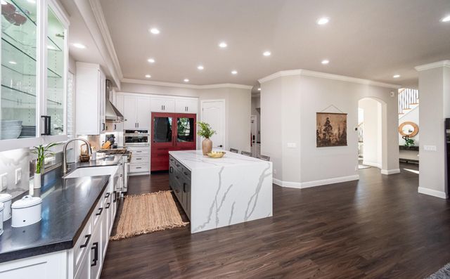 153 Flat Rock Ct, Folsom, CA 95630