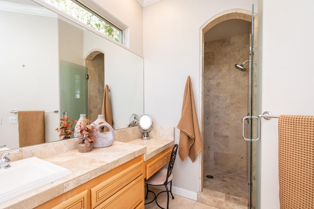 153 Flat Rock Ct, Folsom, CA 95630