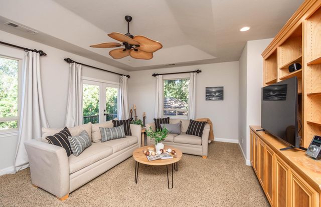 153 Flat Rock Ct, Folsom, CA 95630