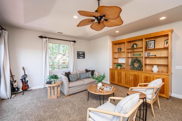 153 Flat Rock Ct, Folsom, CA 95630