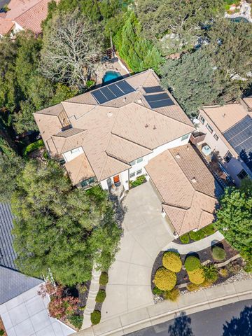 153 Flat Rock Ct, Folsom, CA 95630