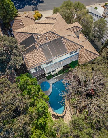 153 Flat Rock Ct, Folsom, CA 95630