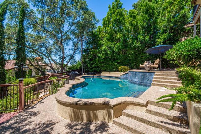 153 Flat Rock Ct, Folsom, CA 95630