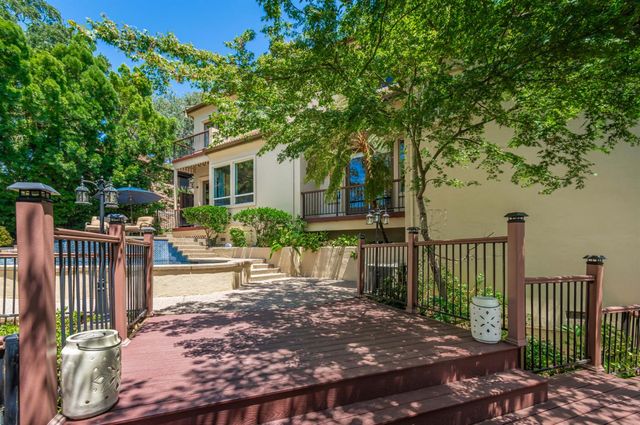 153 Flat Rock Ct, Folsom, CA 95630