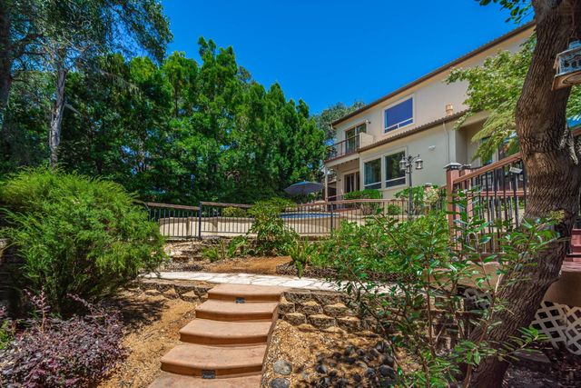 153 Flat Rock Ct, Folsom, CA 95630