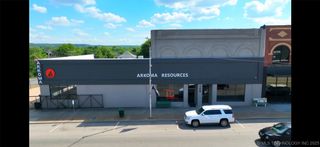 309 W Main Street, Henryetta, OK 74437