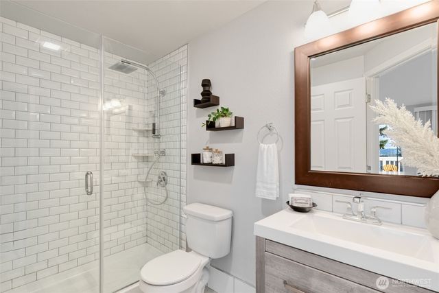 2034 E Harrison Street, Tacoma, WA 98404