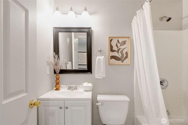 2034 E Harrison Street, Tacoma, WA 98404