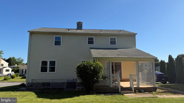 6409 CLIFTON FORGE CIR, Catonsville, MD 21228