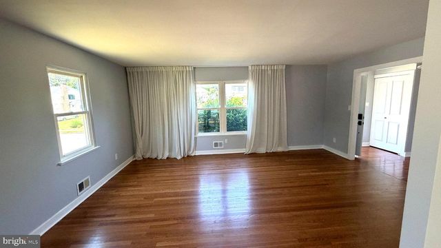 6409 CLIFTON FORGE CIR, Catonsville, MD 21228
