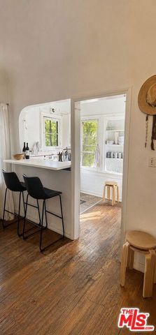 905 Sanborn Avenue, Los Angeles, CA 90029
