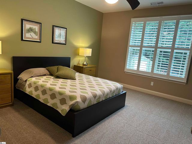 933 Benchmark Drive, Wellford, SC 29385