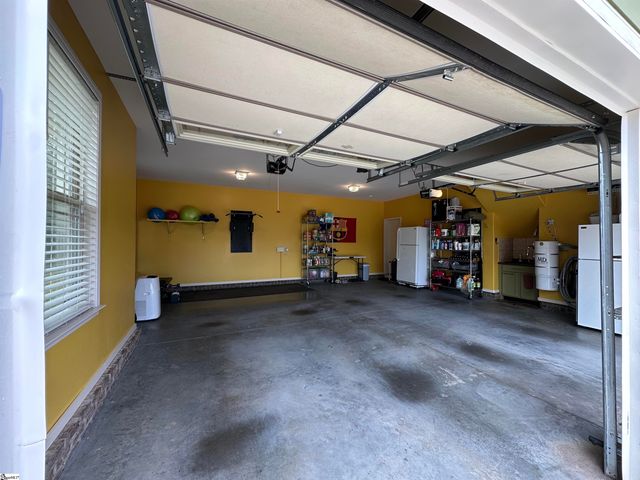 933 Benchmark Drive, Wellford, SC 29385