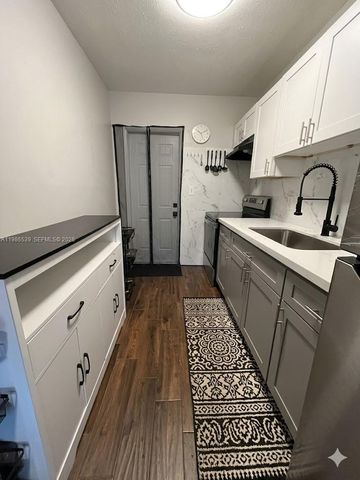 730 NW 4th Ave 3, Fort Lauderdale, FL 33311