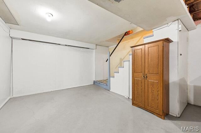 1734 Beverly Drive, St Charles, MO 63303