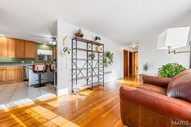 1734 Beverly Drive, St Charles, MO 63303