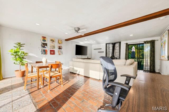 1734 Beverly Drive, St Charles, MO 63303