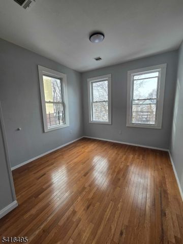 407 S 15Th St, Newark City, NJ 07103