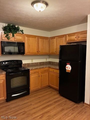 2343 18th Street SW, Akron, OH 44314