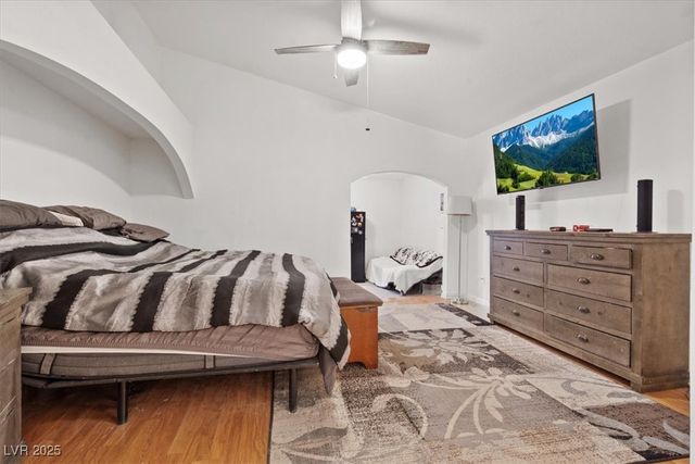 899 Hornbeak Court, Las Vegas, NV 89123