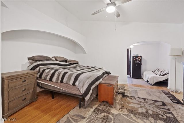 899 Hornbeak Court, Las Vegas, NV 89123