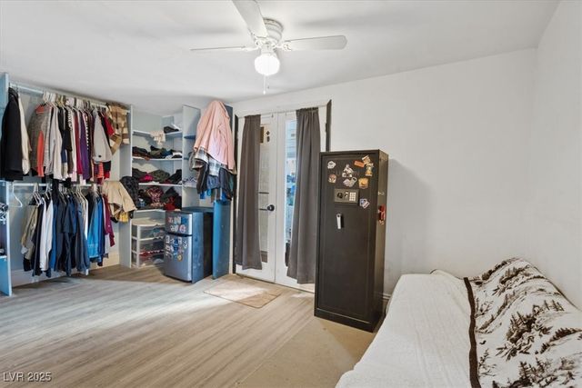 899 Hornbeak Court, Las Vegas, NV 89123