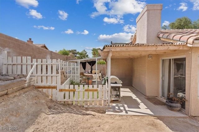 899 Hornbeak Court, Las Vegas, NV 89123