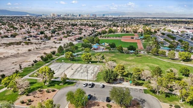 899 Hornbeak Court, Las Vegas, NV 89123