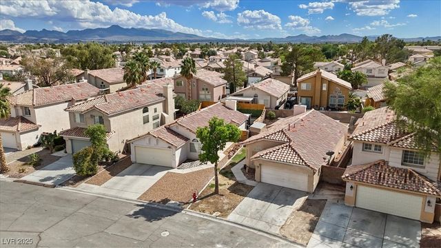 899 Hornbeak Court, Las Vegas, NV 89123