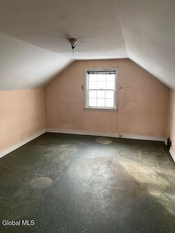 40 Killean Park, Colonie, NY 12205