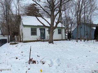 40 Killean Park, Colonie, NY 12205