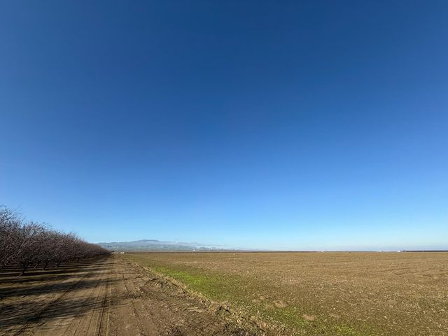 29890 El Dorado Ave, Five Points, CA 93210