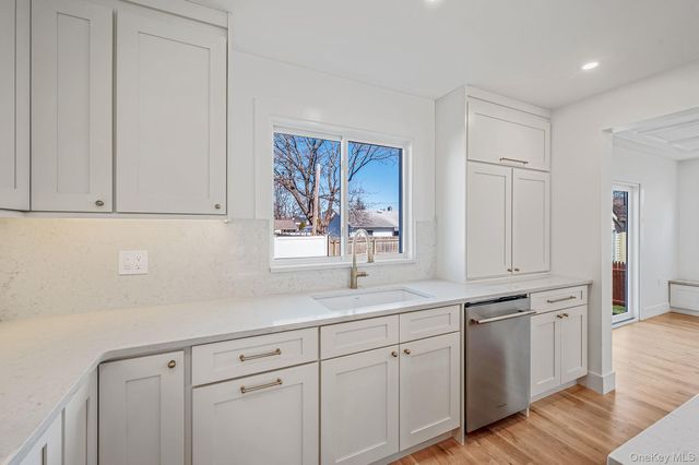 31 Libby Avenue, Hicksville, NY 11801
