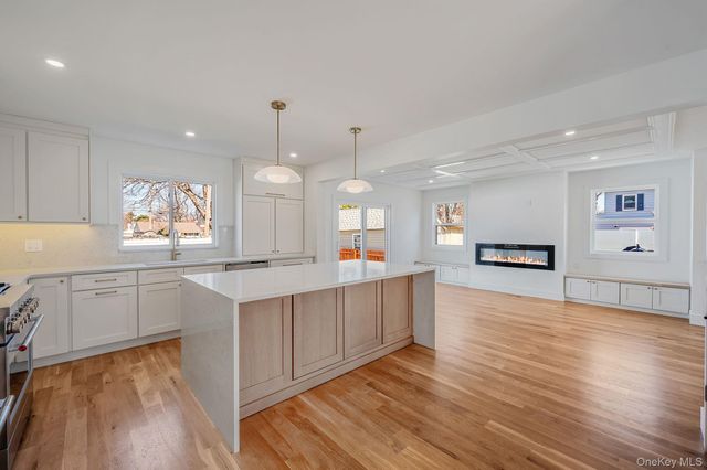 31 Libby Avenue, Hicksville, NY 11801