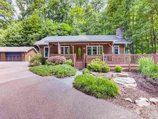 743 Kyles Creek Road, Hendersonville, NC 28792