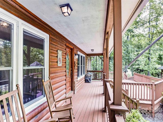 743 Kyles Creek Road, Hendersonville, NC 28792
