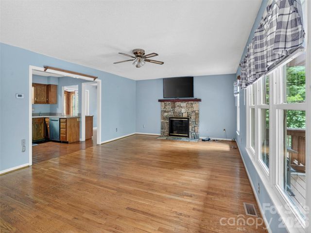 743 Kyles Creek Road, Hendersonville, NC 28792