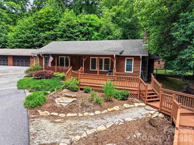 743 Kyles Creek Road, Hendersonville, NC 28792
