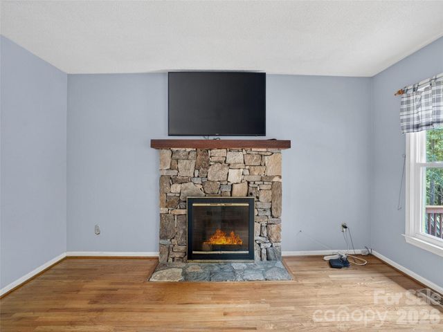 743 Kyles Creek Road, Hendersonville, NC 28792
