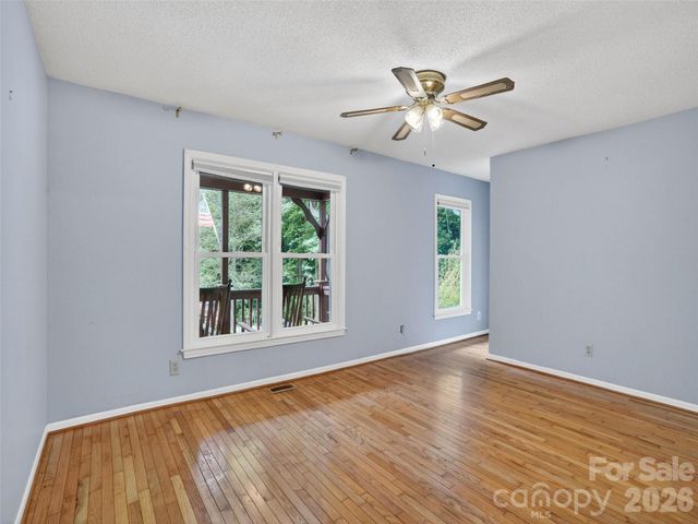 743 Kyles Creek Road, Hendersonville, NC 28792
