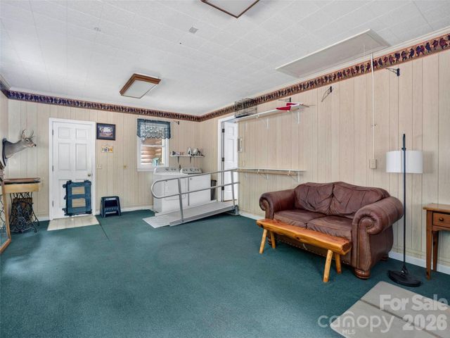 743 Kyles Creek Road, Hendersonville, NC 28792