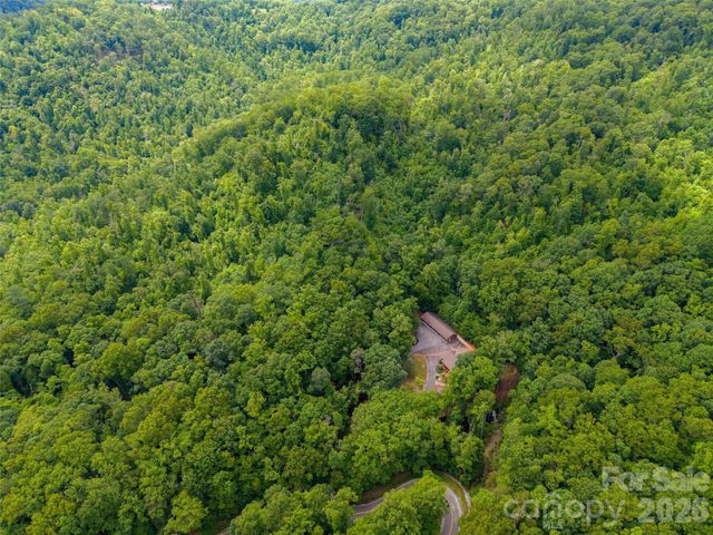 743 Kyles Creek Road, Hendersonville, NC 28792