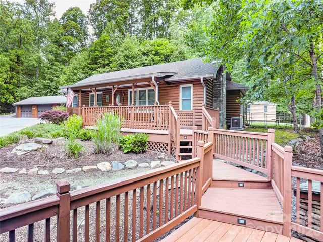 743 Kyles Creek Road, Hendersonville, NC 28792