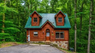 1420 Silver Poplar Lane, Sevierville, TN 37876