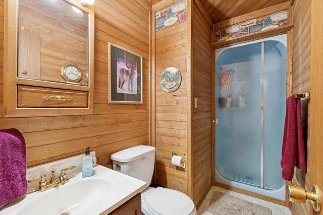 5430 Holly Road, Fulton, IL 61252