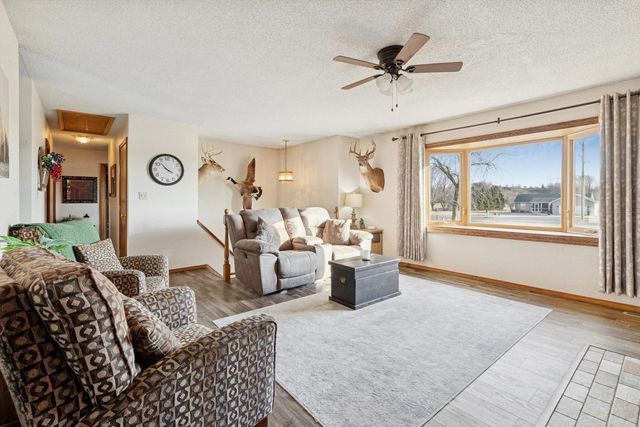 5430 Holly Road, Fulton, IL 61252