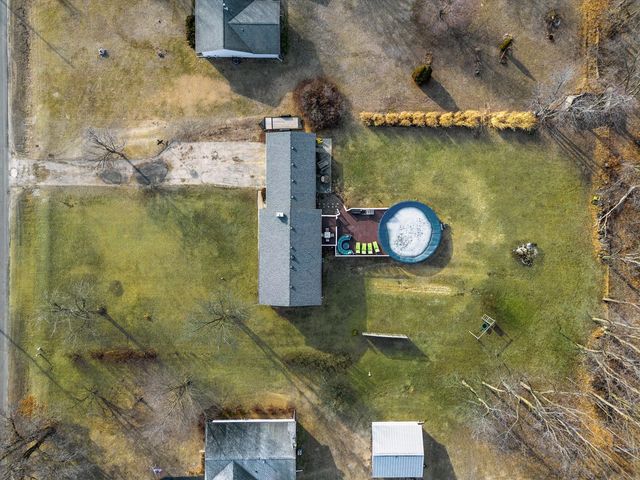 5430 Holly Road, Fulton, IL 61252