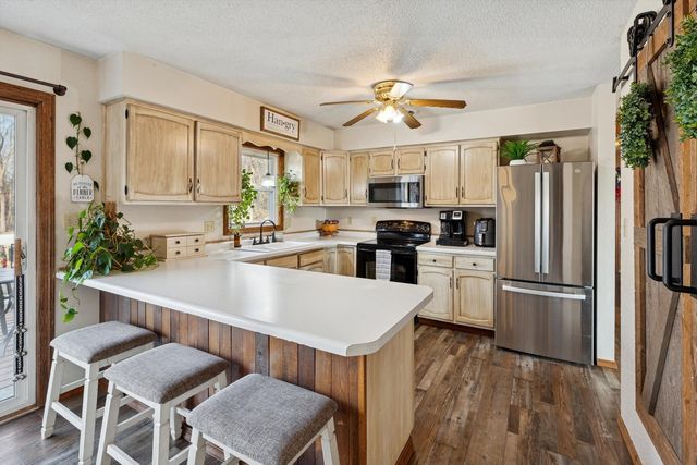 5430 Holly Road, Fulton, IL 61252